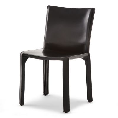 Schwarzer Cassina Cab Chair Stuhl mit Lederbezug, modernes Design für Esszimmer und Büro.